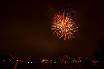 Feu d'artifice , 14 juillet, 2021, Choisy le Roi, 94, Val de Marne