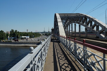 moscow: bridge in the city