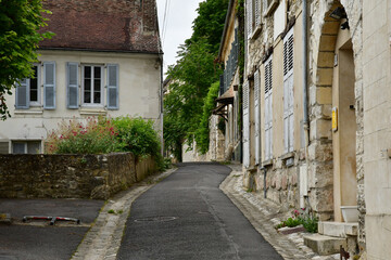 Fototapeta na wymiar La Roche Guyon; France - june 14 2020 : the village