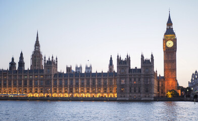 Houses of Parliament in London - obrazy, fototapety, plakaty