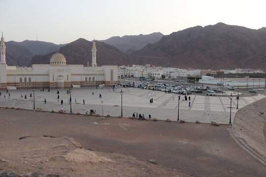 Town Madena in Saudi Arabia Mousqe sky Mountain