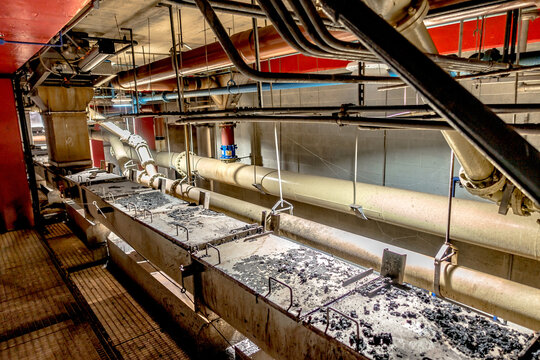 biosolids sludge distribution at wastewater plant