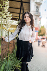 young beautiful woman  walking in the downtown