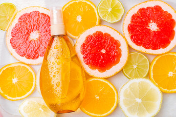 Suntan oil and citrus fruits . Skin care. Uniform tan. Cosmetology. An article about the choice of funds at sea. Vacation. High quality photo