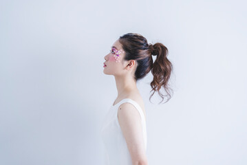 Fototapeta premium かわいいヘアメイクの花嫁