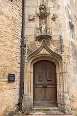 Fototapeta na wymiar Porte gothique à Vuillafans, Doubs, France