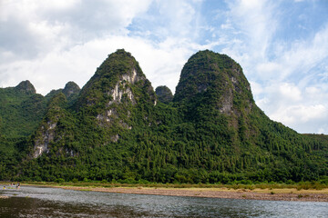 Landscape of Guilin, Li River and Karst mountains. Located near Yangshuo, Guilin, Guangxi, China.
