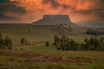 Obraz premium Beautiful landscape of South Africa South Africa region of the Dragon Mountains.