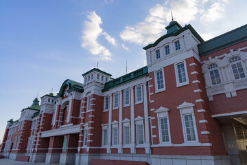 Obraz premium 深谷駅駅舎正面