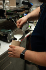 Makes delicious coffee to go