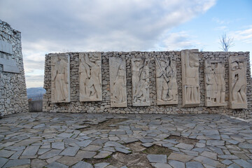 Fototapeta na wymiar Monument Of The Three Generations near town of Perushtitsa, Bulgaria
