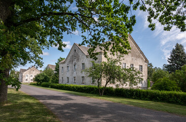 Fototapeta na wymiar manor in estonia hiiumaa