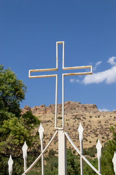 The symbol of the cross on the gate of the Deyrulzefaran monastery, Mardin Province.