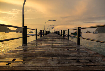 Fototapeta premium pier at dusk