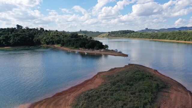 Represa Graminha De Caconde Sao Paulo Bar Pe Na Areia