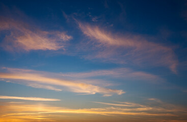 Obraz premium Fiery orange sunset sky. Beautiful sky.