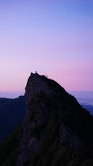 Fototapeta na wymiar 石鎚山　山頂からの夜明けからの日の出