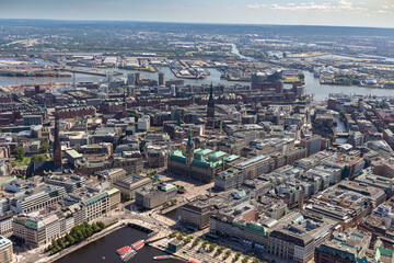 Fototapeta na wymiar Luftbilder der Hansestadt Hamburg