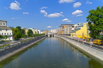Obraz premium Embankment on the Vodootvodny channel. Zamoskvorechye, Moscow, Russia.
