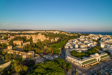 Obraz premium Mandraki with grand Magister palace and new market on Rhodes island