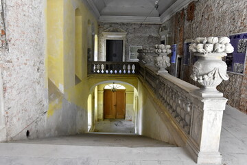 Zamek Międzylesie w Kotlinie Kłodzkiej na Dolnym Śląsku © Albin Marciniak