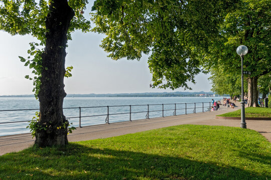 Seepromenade . Bregenz . Bodensee . Vorarlberg