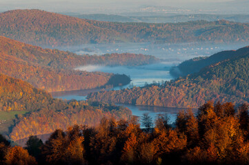 Fototapeta premium Solina Lake at autumn sunrise, Solina, Polańczyk, Bieszczady, sunrise