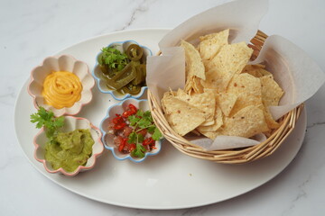 Nachos with dips
