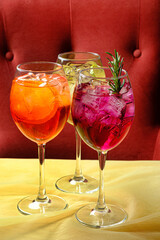 summer cocktails with fresh berries