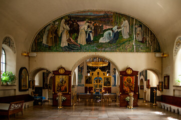 The Intercession Church of the Women's abodes of mercy is a successful synthesis of the Art Nouveau...