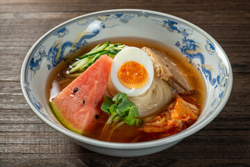 冷麺