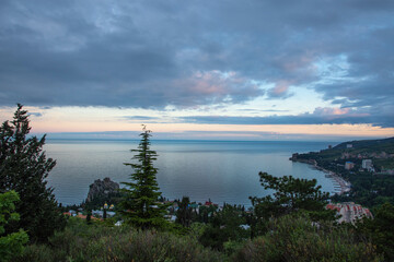 Fototapeta na wymiar sunset over the Crimea