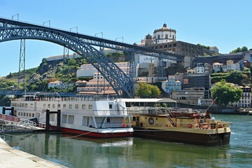 Fototapeta na wymiar Zona Ribeira in Porto, near the Douro river - Portugal 