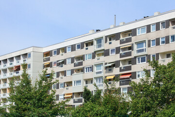 Monotones weisses  Wohnhaus Wohngebäude, Bremerhaven, Deutschland