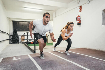 couple in position to start running