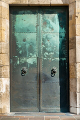  alte Metalltüre aus Kupfer 