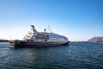 MS SeaDream I is a yacht-style cruise ship that has been operated by SeaDream Yacht Club since...