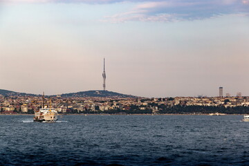 Fototapeta premium Cruise ship on a Bosphorus, Istanbul, Turkey.