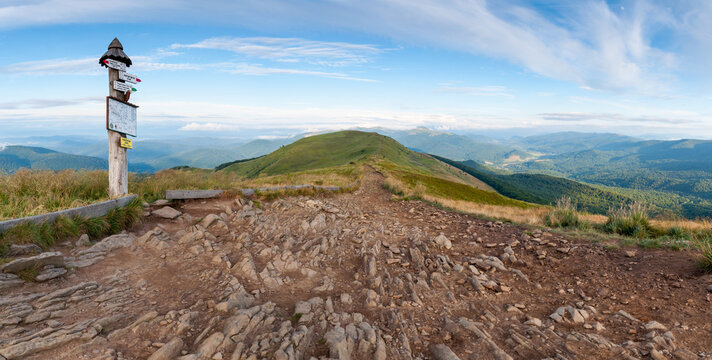 Sunset seen from the summit of Połonina Caryńska, Bieszczady, Bieszczady National Park
