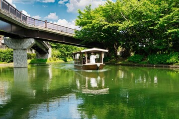 伏見出会い橋と十石船