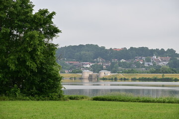 Der Vilstalsee als Hochwasserrückhaltebecken an der Vils bei Frontenhausen und Reisbach, Landkreis...