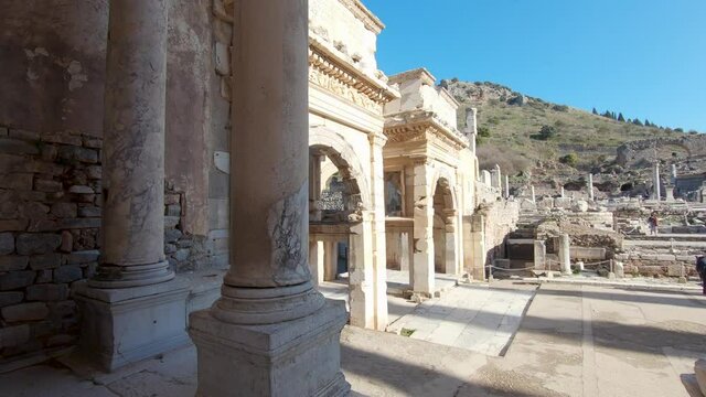 Walkthrough shot around columns of the Library of Celsus showing the Gate of Mazeus and Mithridates. 
