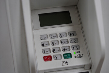 クレジット決済の端末機