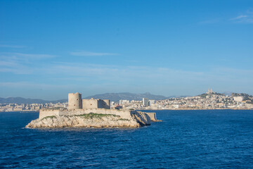 Fototapeta na wymiar discovery of the harbor of Marseille and the islands of the region, France