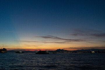 Obraz premium sunset over the sea