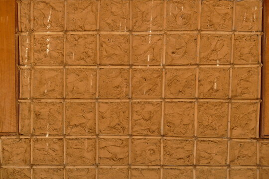 Wall made of bonded bamboo tubes with barun cement clay, Alter do Chao, State of Par&aacute;, Brazil.