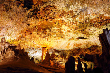 Eingang zu den Tropfsteinhöhlen Coves dels Hams in Manacor. Mallorca, Spanien, Europa   --  
Entrance to the stalac
Entrance to the stalactite caves Coves dels Hams in Manacor. Mallorca, Spain, Europe