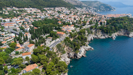Fototapeta na wymiar croatian coast and a city with a beach, old town
