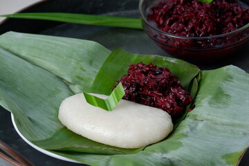 Tape Ketan Hitam. Fermented black glutinous rice, a typical accompaniment for Tape Uli.