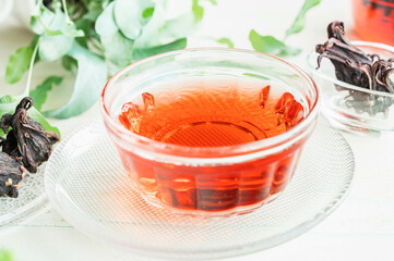 ハーブティー　ローゼル